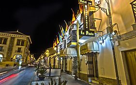 Hotel La Pinta